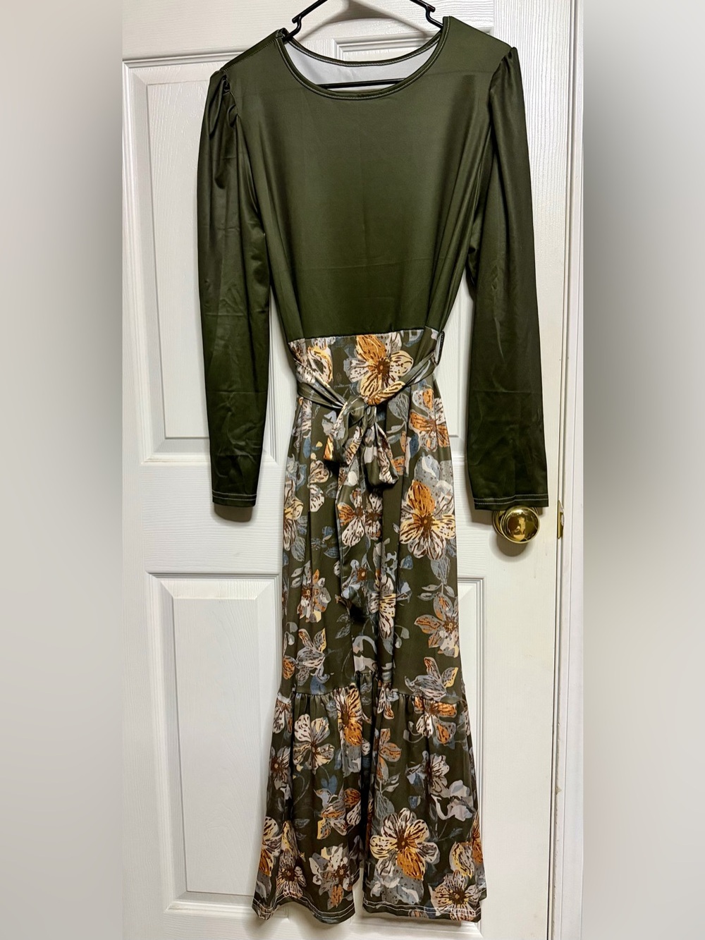 New Olive Green Floral Tie-Waist Maxi Dress